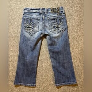 Miss Me Cropped Capri jeans womens tag 28 (29x19) blue embroidered low rise
